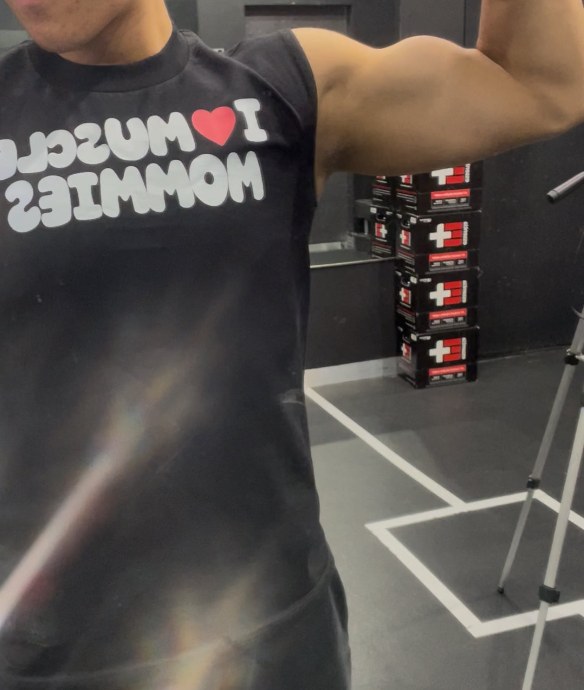 I ❤️ Muscle Mommies